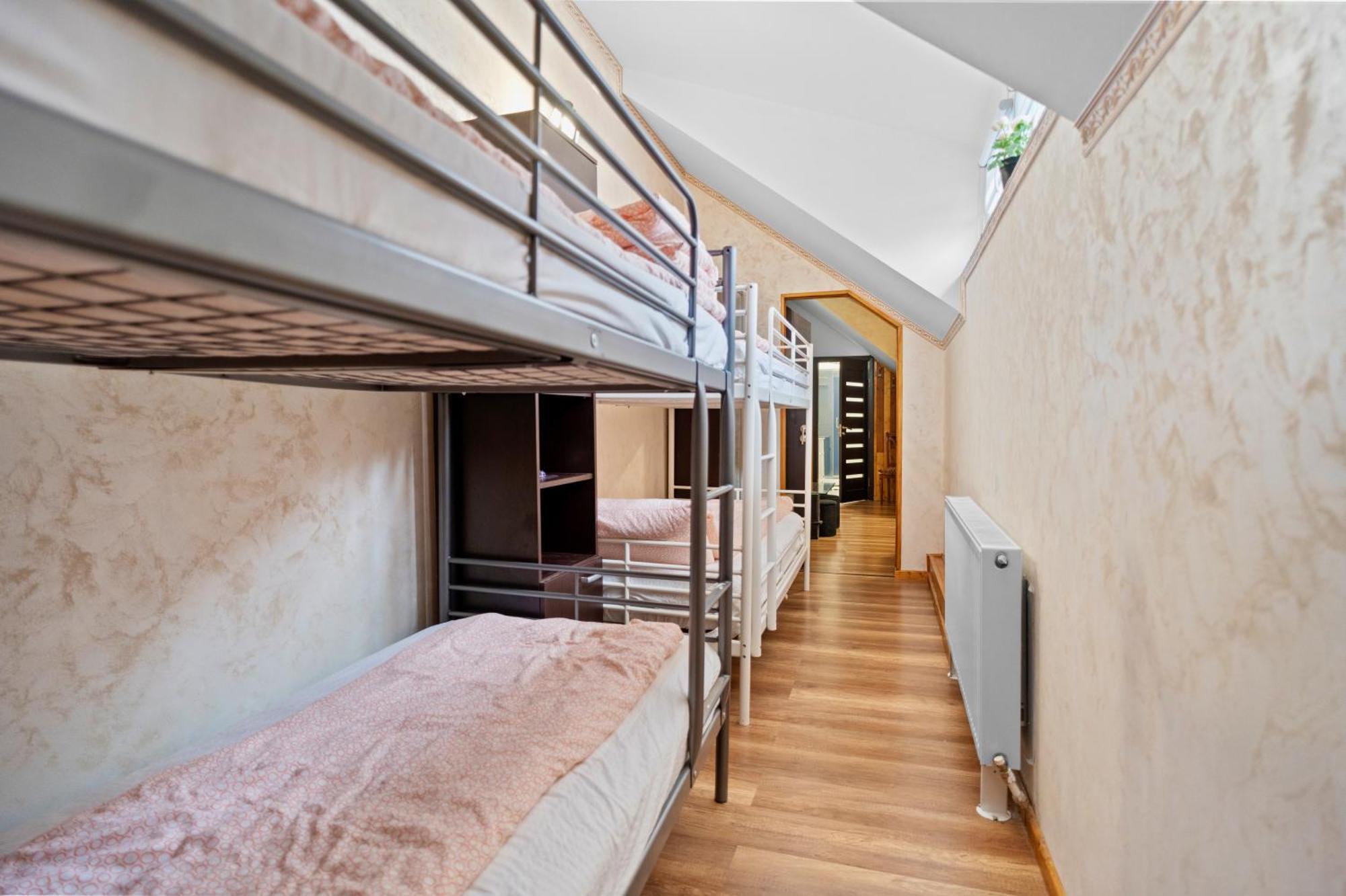 Luxurious Villa With Lush Garden And Huge Terrace Near Herastrau Park Bucharest Luaran gambar