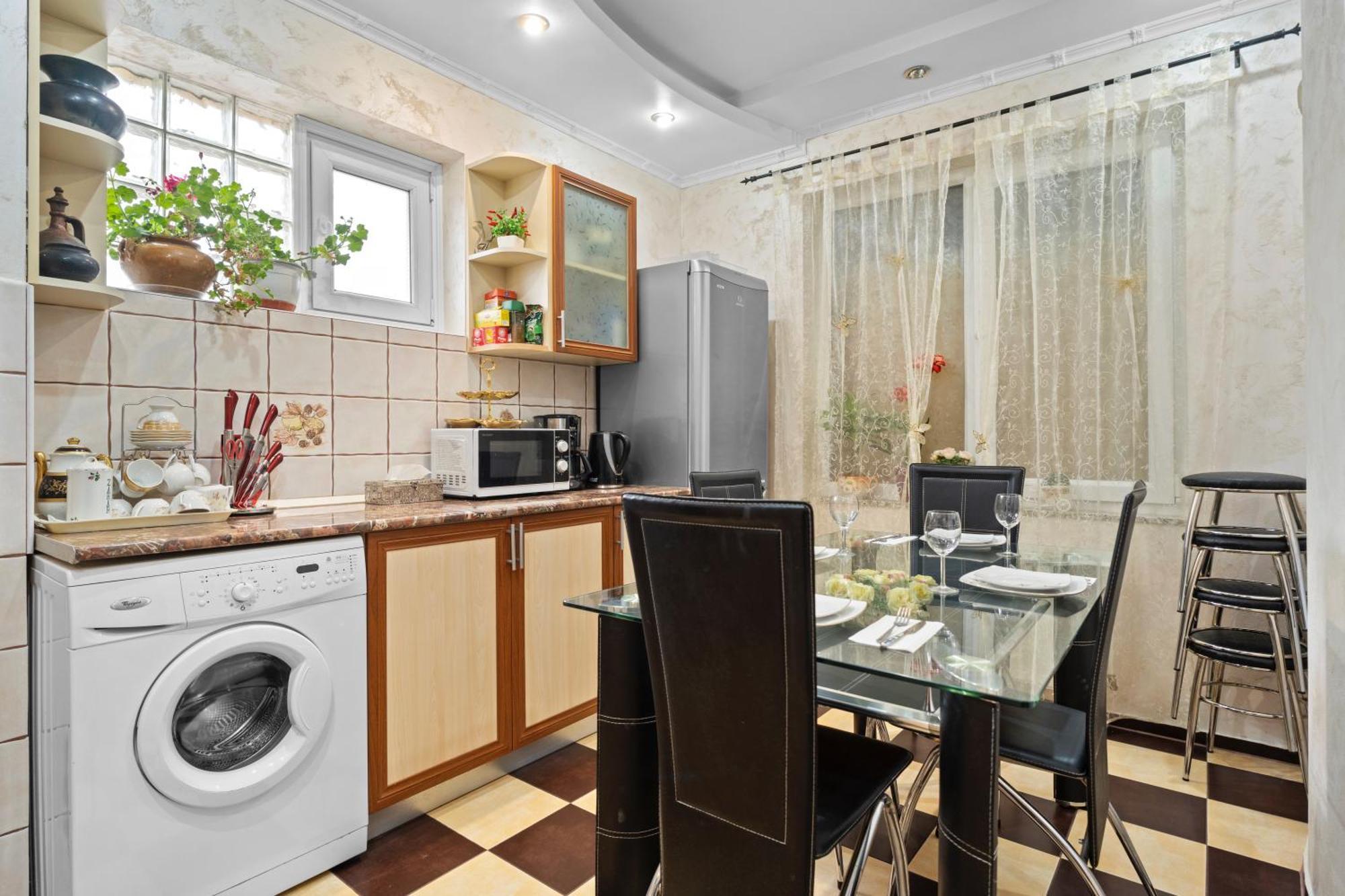 Luxurious Villa With Lush Garden And Huge Terrace Near Herastrau Park Bucharest Luaran gambar