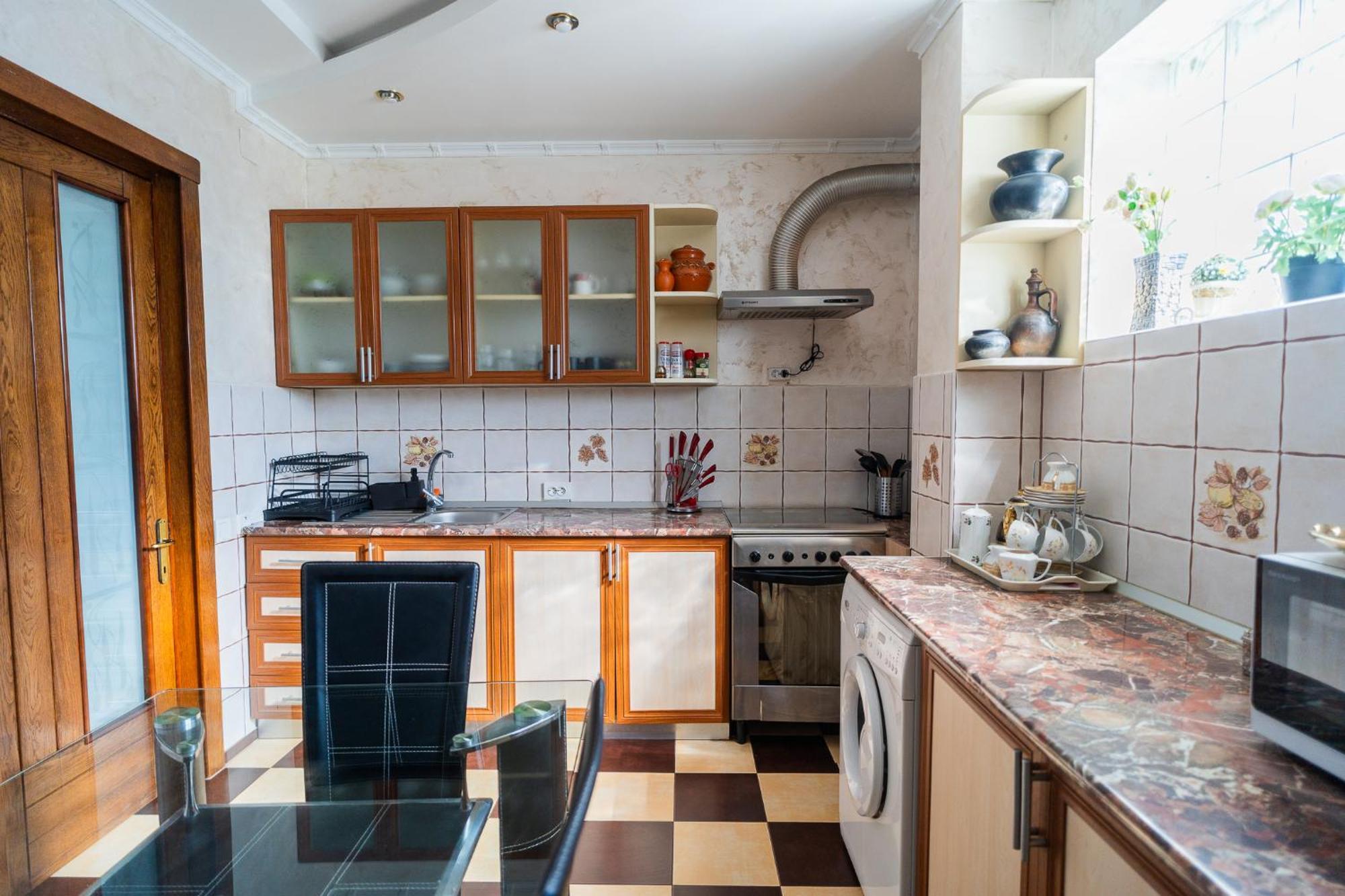Luxurious Villa With Lush Garden And Huge Terrace Near Herastrau Park Bucharest Luaran gambar